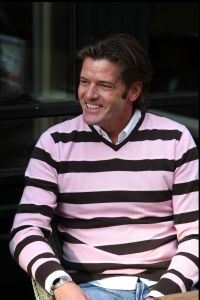 03-10-2007 SHOWBIZZ; MAAKT DEZE DIRK GERARD JOLING EINDELIJK GEK. Gerard Joling is echt stapel verliefd op deze Dirk. Deze Noordhollandse restauranteur is de nieuwe relatie van Gerard Joling.De liefde is nog pril maar we voelen erg veel voor elkaar, alleen Gerard heeft een te drukke agenda dus sta ik even zogezegd even in de wachtkamer aldus Dirk.
foto; Albert den Iseger.