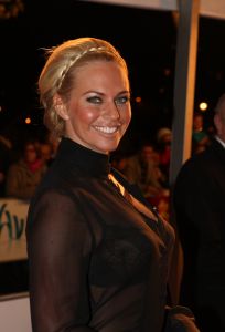 31-10-2007 SHOWBIZZ; TELEVIZIER RING UITREIKING 2007 IN CARRE TE AMSTERDAM. De fel begeerde gouden ring ging dit jaar naar DWDD vab Matthijs van Nieuwkerk. Paul de Leeuw won de Zilveren Televisie ster bij de mannen en Anita Witzier won de Zilveren Televisie Ster bij de dames. De Gooische vrouwen grepen dit jaar naast de Gouden ring maar de dames gingen er nu al vanuit dat de verkiezing van 2008 zeker het goud naar hun waanzinnige populaire serie zal gaan. Heel bekend nederland passeerde de rode loper en iedereen vondt het weer een feest om van te smullen.
foto: Albert den Iseger.