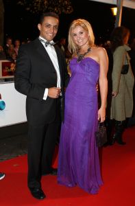 31-10-2007 SHOWBIZZ; TELEVIZIER RING UITREIKING 2007 IN CARRE TE AMSTERDAM. De fel begeerde gouden ring ging dit jaar naar DWDD vab Matthijs van Nieuwkerk. Paul de Leeuw won de Zilveren Televisie ster bij de mannen en Anita Witzier won de Zilveren Televisie Ster bij de dames. De Gooische vrouwen grepen dit jaar naast de Gouden ring maar de dames gingen er nu al vanuit dat de verkiezing van 2008 zeker het goud naar hun waanzinnige populaire serie zal gaan. Heel bekend nederland passeerde de rode loper en iedereen vondt het weer een feest om van te smullen.
foto: Albert den Iseger.
