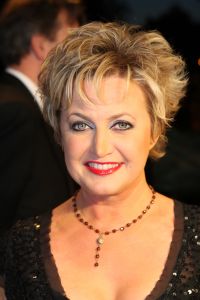 10-10-2007 SHOWBIZZ; PREMIERE VAN CISKE DE RAT EN WEERZIEN VAN BEATRIX MET DANNY DE MUNK NA 23 JAAR. Na 23 jaar was het voor Danny de Munk een weerzien met Koningin Beatrix in Theater Carre. Heel bekend Nederland was naar het theater aan de Amstel gekomen oa. Andre van Duin - Angela Schijf- Anita Witzier- Berend Boudewijn en Martine Bijl- Jeroen Krabbe-Caroline Tensen met Peter Gallas- Willeke Alberti-Linda de Mol-Gordon-Burgemeester Cohn-J.P.Balkenende-Chantal Janzen en nieuwe liefde Marco-Gijs Staverman-Henny Vrienten enz.De Koningin maakte een grappige opmerking aan Ciske de rat alias Dave Dekker, ik vond het Toppie, echt waar. Deze week een uitgebreid verslag in weekblad Prive.
foto: Albert den Iseger.