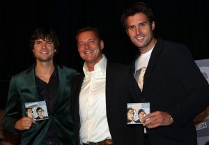 30-09-2010 SHOWBIZZ; NICK EN SIMON PRESENTEREN NIEUW ALBUM FIER. Met het album FIER bewijzen Nick & Simon dat zij muzikaal volwassen zijn geworden. 
foto: Albert den Iseger