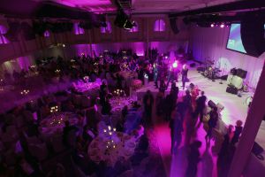 03-10-2011 SHOWBIZZ; KIKA GALA 2011 WAS WEER GROOT SUCCES. Het 5e Grand Gala voor Kika en stichting Hoogvliegers was weer een hoogtepunt voor de organisatie en de vele gasten. Er werd  405.000.00 opgehaald voor het goede doel. Veel artiesten steunden deze stichting met optredens oa. Dean Saunders_LA the Voices_George McCrae en Ludwig Galea uit Malta. Ambassadrice Inge de Bruijn danste tot aan de kleine uurtjes met Prins Enrique de Borbon y Gracia de Lobez. Evert Santegoeds_ Gallyon van Vessum en Esther Oosterbeek presenteerde de avond met een knipoog naar de vele BNers in de zaal.
foto: Albert den Iseger.