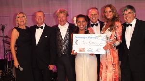03-10-2011 SHOWBIZZ; KIKA GALA 2011 WAS WEER GROOT SUCCES. Het 5e Grand Gala voor Kika en stichting Hoogvliegers was weer een hoogtepunt voor de organisatie en de vele gasten. Er werd  405.000.00 opgehaald voor het goede doel. Veel artiesten steunden deze stichting met optredens oa. Dean Saunders_LA the Voices_George McCrae en Ludwig Galea uit Malta. Ambassadrice Inge de Bruijn danste tot aan de kleine uurtjes met Prins Enrique de Borbon y Gracia de Lobez. Evert Santegoeds_ Gallyon van Vessum en Esther Oosterbeek presenteerde de avond met een knipoog naar de vele BNers in de zaal.
foto: Albert den Iseger.