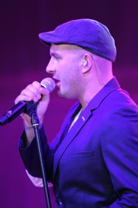 03-10-2011 SHOWBIZZ; KIKA GALA 2011 WAS WEER GROOT SUCCES. Het 5e Grand Gala voor Kika en stichting Hoogvliegers was weer een hoogtepunt voor de organisatie en de vele gasten. Er werd  405.000.00 opgehaald voor het goede doel. Veel artiesten steunden deze stichting met optredens oa. Dean Saunders_LA the Voices_George McCrae en Ludwig Galea uit Malta. Ambassadrice Inge de Bruijn danste tot aan de kleine uurtjes met Prins Enrique de Borbon y Gracia de Lobez. Evert Santegoeds_ Gallyon van Vessum en Esther Oosterbeek presenteerde de avond met een knipoog naar de vele BNers in de zaal.
foto: Albert den Iseger.