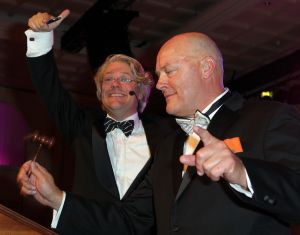 03-10-2011 SHOWBIZZ; KIKA GALA 2011 WAS WEER GROOT SUCCES. Het 5e Grand Gala voor Kika en stichting Hoogvliegers was weer een hoogtepunt voor de organisatie en de vele gasten. Er werd  405.000.00 opgehaald voor het goede doel. Veel artiesten steunden deze stichting met optredens oa. Dean Saunders_LA the Voices_George McCrae en Ludwig Galea uit Malta. Ambassadrice Inge de Bruijn danste tot aan de kleine uurtjes met Prins Enrique de Borbon y Gracia de Lobez. Evert Santegoeds_ Gallyon van Vessum en Esther Oosterbeek presenteerde de avond met een knipoog naar de vele BNers in de zaal.
foto: Albert den Iseger.