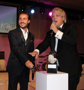03-10-2011 SHOWBIZZ; KIKA GALA 2011 WAS WEER GROOT SUCCES. Het 5e Grand Gala voor Kika en stichting Hoogvliegers was weer een hoogtepunt voor de organisatie en de vele gasten. Er werd  405.000.00 opgehaald voor het goede doel. Veel artiesten steunden deze stichting met optredens oa. Dean Saunders_LA the Voices_George McCrae en Ludwig Galea uit Malta. Ambassadrice Inge de Bruijn danste tot aan de kleine uurtjes met Prins Enrique de Borbon y Gracia de Lobez. Evert Santegoeds_ Gallyon van Vessum en Esther Oosterbeek presenteerde de avond met een knipoog naar de vele BNers in de zaal.
foto: Albert den Iseger.