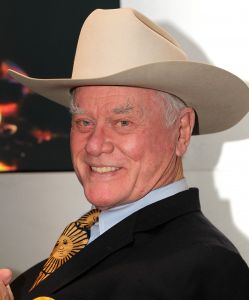  16-10-2011 SHOWBIZZ; LARRY HAGMAN ALIAS J.R.EWING IS ERNSTIG ZIEK. De acteur Larry Hagman bekend van zijn rol in de serie Dallas heeft bekend gemaakt dat hij word behandeld voor kanker. Larry die op dit moment bezig is met een nieuwe serie Dallas vertelde USA TODAY, Niemand krijgt  JR eronder ondanks mijn zikete. De kanker heeft mij te pakken maar deze vorm is goed te behandelen. Wij spraken JR niet zo lang geleden nog in Antwerpen, toen hij op bezoek was bij vrienden in Belgie.
foto: Albert den Iseger.