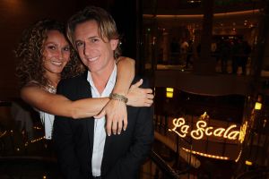 12-10-2010 SHOWBIZZ; STERREN GENIETEN MET HUN PARTNER OP DE LOVE BOOT. Een romantische cruise op de Middellandse zee brachten de artiesten weer op een lijn, namelijk de gezelligste. Frans Bauer_Marianne Weber_Frans Duijts_Rene en Natasja Froger_Vinzzent _Tin Douwsma_Rene  Schuurmans en Sieneke hadden plezier, gezelligheid en het zonnetje. De reis georganiseerd door Van Der Valk reizen bracht hun naar prachtig en romantische Venetie_Kroatie en een nog een aantal prachtige plaatsen. Edwin Bredius van weekblad Prive was de grote verhalen matroos en verzorgde weer een aantal opzienbarende verhalen deze week in uw Weekblad Prive.
foto: Albert den Iseger.