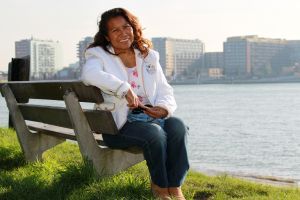 17-10-2012 SHOWBIZZ; JUSTINE PELMELAY VOELT DE WANHOOP NOG DAGELIJKS. Het eerste interview sinds het ziekenhuis drama gunt zij aan weekblad Prive. Wij waren meer dan welkom in Cappele aan de Ijssel om samen met Justine en haar partner Ronald een verhaal samen te stellen over de gang van zaken in huize Pelmelay-Van Driel. Yvonne Hoebe luisterde, schreef en pinkte af en toe een traan weg. Deze week in weekblad PRIVE het interview van JUSTINE PELMELAY. 
foto: Albert den Iseger