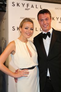 28-10-2012 SHOWBIZZ; NWE JAMES BOND FILM SKY FALL GING IN PREMIERE. Vele DUTCH CELEBRITIES kwamen naar het TUSCHINSKI te Amsterdam om te genieten van de nieuwste BOND.
foto: Albert den Iseger.