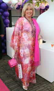 10-10-2013 SHOWBIZZ; WILLEKE ALBERTI ZIET ER WEER PRACHTIG UIT NA AFVAL RACE M.M.V WEIGHT WATCHERS.
foto: Albert den Iseger