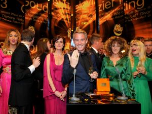 20-10-2013 SHOWBIZZ; DE 48ste TELEVIZIER-RING GALA WAS ER EEN VOOR DE MOLLEN. Prijswinnaars waren- Linda en Johnny de Mol-Art Rooijakkers-Kees Tol-Dieuwertje Blok.
foto: Albert den Iseger. 