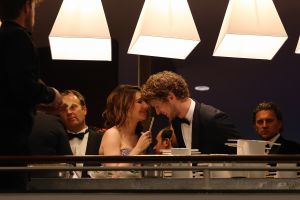 09-10-2013 SHOWBIZZ; MATTHIJS VAN NIEUWKERK TROTS OP ZIJN SCHOONDOCHTER CARICE. Zijn zoon Kees heeft al geruime tijd verkering met Carice van Houten en komt daar nu met naar buiten.
foto: Albert den Iseger