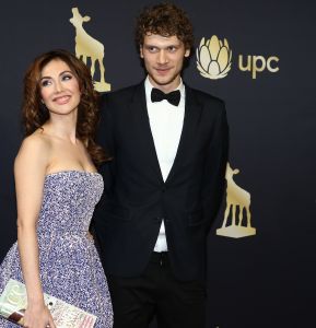 09-10-2013 SHOWBIZZ; MATTHIJS VAN NIEUWKERK TROTS OP ZIJN SCHOONDOCHTER CARICE. Zijn zoon Kees heeft al geruime tijd verkering met Carice van Houten en komt daar nu met naar buiten.
foto: Albert den Iseger