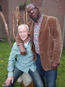 24-10-2013 SHOWBIZZ; WELKOM A.S. ZATERDAG BIJ DE KAMARA-S OP SBS. Negen BN ers gaan naar Afrika om te ervaren hoe het is om onderdeel te zijn van een echte stam.
foto: Albert den Iseger