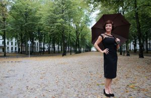 30-10-2013 SHOWBIZZ; MARISKA VAN KOLCK SPEELT CONNY STUART.
foto: Albert den Iseger