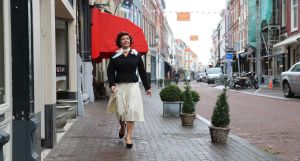 30-10-2013 SHOWBIZZ; MARISKA VAN KOLCK SPEELT CONNY STUART.
foto: Albert den Iseger
