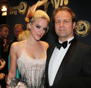20-10-2013 SHOWBIZZ; DE 48ste TELEVIZIER-RING GALA WAS ER EEN VOOR DE MOLLEN. Prijswinnaars waren- Linda en Johnny de Mol-Art Rooijakkers-Kees Tol-Dieuwertje Blok.
foto: Albert den Iseger. 