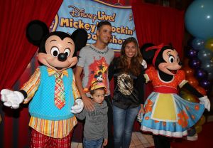 12-10-2013 SHOWBIZZ; DISNEY ALIVE IN AMSTERDAMSE RAI. Speciaal voor de aller kleinste kwamen Mickey en zijn vrienden naar de RAI.
foto: Albert den Iseger