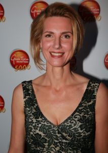 18-10-2014 SHOWBIZZ; 5000 STE AFLEVERING VAN GOEDE TIJDEN -SLECHTE TIJDEN. De cast en de crew bekeken in het COLLEGE HOTEL te Amsterdam de 5000 ste aflevering onder het genot van een stevige borrel en pittig hapje.
foto: Albert den Iseger