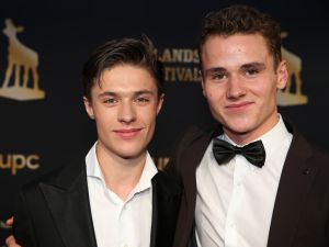 03-10-2014 SHOWBIZZ; GALA VAN DE NEDERLANDSE FILM MET DE UITREIKING VAN DE GOUDEN KALVEREN. De Film FUIF was er weer een met vele bekende koppies en vele gouden Kalveren. Maar ook vele grote namen uit de Nederlandse film industrie ontbraken op deze filmfuif. foto: Albert den Iseger