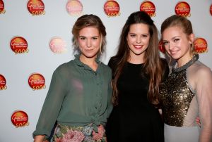 18-10-2014 SHOWBIZZ; 5000 STE AFLEVERING VAN GOEDE TIJDEN -SLECHTE TIJDEN. De cast en de crew bekeken in het COLLEGE HOTEL te Amsterdam de 5000 ste aflevering onder het genot van een stevige borrel en pittig hapje.
foto: Albert den Iseger