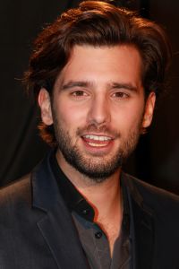01-10-2015 SHOWBIZZ; 25 JAAR OP TV GOEDE TIJDEN SLEC01-10-2015 SHOWBIZZ; 25 JAAR OP TV GOEDE TIJDEN SLECHTE TIJDEN. Alle acteurs van de soap serie GTST van de afgelopen 25 jaar kwamen bijeen voor een feestje.
foto: Albert den Isegern voor een feestje.
foto: Albert den Iseger