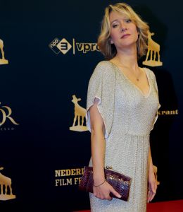 30-09-2016 SHOWBIZZ; GOUDEN KALVEREN GALA 2016. Beste actrice HANNAH HOEKSTRA  voor haar rol in de film DE HELLEWEG. Tot beste acteur werd gekozen ISSAKA SAWADOGO voor de film THE PARADISE SUITE.
Fote : Albert den Iseger