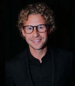 30-09-2016 SHOWBIZZ; GOUDEN KALVEREN GALA 2016. Beste actrice HANNAH HOEKSTRA  voor haar rol in de film DE HELLEWEG. Tot beste acteur werd gekozen ISSAKA SAWADOGO voor de film THE PARADISE SUITE.
Fote : Albert den Iseger