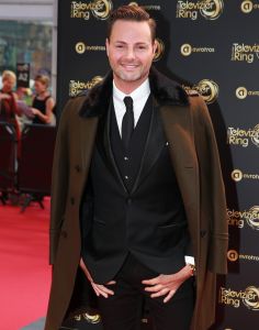 13-10-2016 SHOWBIZZ; FLOORTJE DESSING WINT GOUDEN TELEVIZIER RING 2016. Humberto Tan won de Televizier-Ster voor presentator, Chantal Janzen won opnieuw de Televizier-Ster voor presentatrice. Pip Pellens kreeg de prijs voor aanstormend talent. Paul de leeuw won met zijn talkshow. Thom Hoffman was de beste acteur en Angela Schijf als beste actrice.
foto: Albert den Iseger