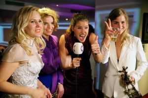 30-09-2016 SHOWBIZZ; GOUDEN KALVEREN GALA 2016. Beste actrice HANNAH HOEKSTRA  voor haar rol in de film DE HELLEWEG. Tot beste acteur werd gekozen ISSAKA SAWADOGO voor de film THE PARADISE SUITE.
Fote : Albert den Iseger