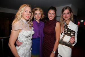 30-09-2016 SHOWBIZZ; GOUDEN KALVEREN GALA 2016. Beste actrice HANNAH HOEKSTRA  voor haar rol in de film DE HELLEWEG. Tot beste acteur werd gekozen ISSAKA SAWADOGO voor de film THE PARADISE SUITE.
Fote : Albert den Iseger