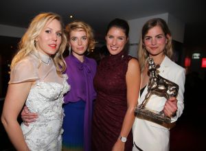 30-09-2016 SHOWBIZZ; GOUDEN KALVEREN GALA 2016. Beste actrice HANNAH HOEKSTRA  voor haar rol in de film DE HELLEWEG. Tot beste acteur werd gekozen ISSAKA SAWADOGO voor de film THE PARADISE SUITE.
Fote : Albert den Iseger