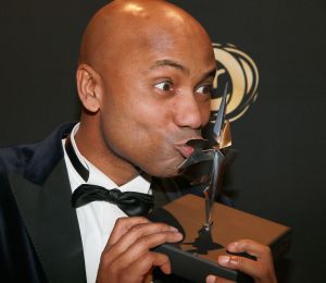 13-10-2016 SHOWBIZZ; FLOORTJE DESSING WINT GOUDEN TELEVIZIER RING 2016. Humberto Tan won de Televizier-Ster voor presentator, Chantal Janzen won opnieuw de Televizier-Ster voor presentatrice. Pip Pellens kreeg de prijs voor aanstormend talent. Paul de leeuw won met zijn talkshow. Thom Hoffman was de beste acteur en Angela Schijf als beste actrice.
foto: Albert den Iseger
