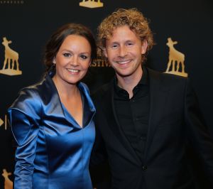 30-09-2016 SHOWBIZZ; GOUDEN KALVEREN GALA 2016. Beste actrice HANNAH HOEKSTRA  voor haar rol in de film DE HELLEWEG. Tot beste acteur werd gekozen ISSAKA SAWADOGO voor de film THE PARADISE SUITE.
Fote : Albert den Iseger