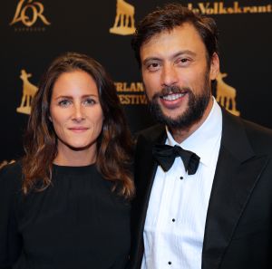 30-09-2016 SHOWBIZZ; GOUDEN KALVEREN GALA 2016. Beste actrice HANNAH HOEKSTRA  voor haar rol in de film DE HELLEWEG. Tot beste acteur werd gekozen ISSAKA SAWADOGO voor de film THE PARADISE SUITE.
Fote : Albert den Iseger