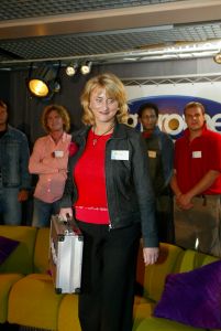 28-08-2002 SHOWBIZZ; BIG BROTHER HUIS GAAT OPEN. De eerste deelnemers zijn gearriveerd.
foto: Albert den Iseger
