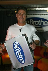 28-08-2002 SHOWBIZZ; BIG BROTHER HUIS GAAT OPEN. De eerste deelnemers zijn gearriveerd.
foto: Albert den Iseger