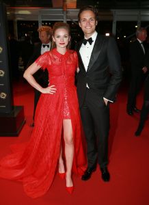 13-10-2016 SHOWBIZZ; FLOORTJE DESSING WINT GOUDEN TELEVIZIER RING 2016. Humberto Tan won de Televizier-Ster voor presentator, Chantal Janzen won opnieuw de Televizier-Ster voor presentatrice. Pip Pellens kreeg de prijs voor aanstormend talent. Paul de leeuw won met zijn talkshow. Thom Hoffman was de beste acteur en Angela Schijf als beste actrice.
foto: Albert den Iseger