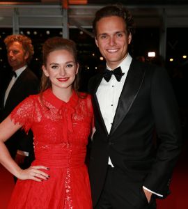 13-10-2016 SHOWBIZZ; FLOORTJE DESSING WINT GOUDEN TELEVIZIER RING 2016. Humberto Tan won de Televizier-Ster voor presentator, Chantal Janzen won opnieuw de Televizier-Ster voor presentatrice. Pip Pellens kreeg de prijs voor aanstormend talent. Paul de leeuw won met zijn talkshow. Thom Hoffman was de beste acteur en Angela Schijf als beste actrice.
foto: Albert den Iseger