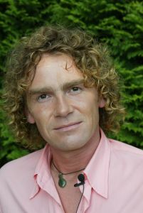 28-08-2002 SHOWBIZZ; BIG BROTHER HUIS GAAT OPEN. De eerste deelnemers zijn gearriveerd.
foto: Albert den Iseger