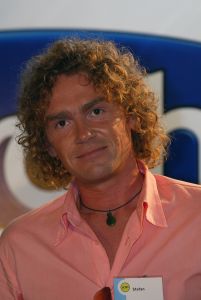28-08-2002 SHOWBIZZ; BIG BROTHER HUIS GAAT OPEN. De eerste deelnemers zijn gearriveerd.
foto: Albert den Iseger