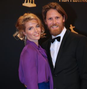 30-09-2016 SHOWBIZZ; GOUDEN KALVEREN GALA 2016. Beste actrice HANNAH HOEKSTRA  voor haar rol in de film DE HELLEWEG. Tot beste acteur werd gekozen ISSAKA SAWADOGO voor de film THE PARADISE SUITE.
Fote : Albert den Iseger
