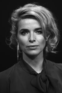 30-09-2016 SHOWBIZZ; GOUDEN KALVEREN GALA 2016. Beste actrice HANNAH HOEKSTRA  voor haar rol in de film DE HELLEWEG. Tot beste acteur werd gekozen ISSAKA SAWADOGO voor de film THE PARADISE SUITE.
Fote : Albert den Iseger