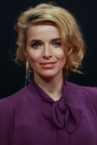 30-09-2016 SHOWBIZZ; GOUDEN KALVEREN GALA 2016. Beste actrice HANNAH HOEKSTRA  voor haar rol in de film DE HELLEWEG. Tot beste acteur werd gekozen ISSAKA SAWADOGO voor de film THE PARADISE SUITE.
Fote : Albert den Iseger