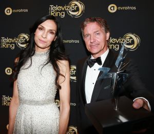 13-10-2016 SHOWBIZZ; FLOORTJE DESSING WINT GOUDEN TELEVIZIER RING 2016. Humberto Tan won de Televizier-Ster voor presentator, Chantal Janzen won opnieuw de Televizier-Ster voor presentatrice. Pip Pellens kreeg de prijs voor aanstormend talent. Paul de leeuw won met zijn talkshow. Thom Hoffman was de beste acteur en Angela Schijf als beste actrice.
foto: Albert den Iseger