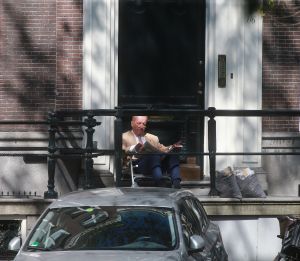 08-10-2017 SHOWBIZZ:ADVOKAAT THEO HIDDEMA SLOOPT BIJ HARRY MENS DE VOLKSKRANT. Theo Hiddema van de FvD sloopt karaktermoordende linkse lastercourant VOLKSKRANT. De PERSGROEP zal niet blij zijn met Theo Hiddema die zijn verhaal deed bij Harry Mens in het populaire programma van Harry Mens op zondagmorgen.
foto: Albert den Iseger