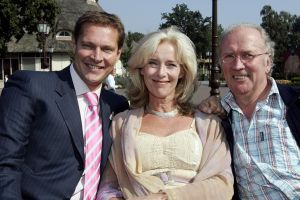 22-09-2005 SHOWBIZZ; EFTELING PRESENTEERD CAST MUSICAL Ti Ta TOVANAAR. Harry Slinger, Erik Breij,Manon Novak,Anne Mieke Ruyten, Rop Verheijen en Jette van der Meij staan straks garant voor een heerlijke nieuwe musical namelijk Ti Ta Tovenaar. Vanaf 17 November is het exclusief in het Efteling theater te zien.
foto Albert den Iseger.