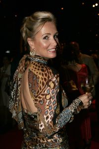 12-09-2005 SHOWBIZZ: MODESHOW VAN FRANS MOLENAAR IN DE FASHION FACTORY TE AMSTERDAM.
FOTO: Albert den iseger.
