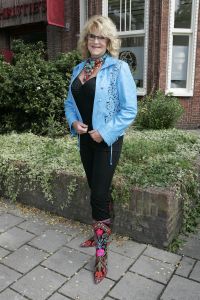 10-09-2005 SHOWBIZZ; MODESHOW VAN SHEILA DE VRIES IN CHRISTIE\'S TE AMSTERDAM.
FOTO; Albert den Iseger.